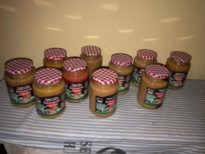 Imagem de Doces de leite sabor morango