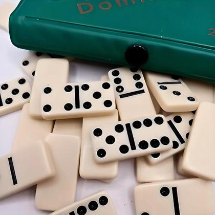 Imagem de Dominó de Osso Profissional 28 Peças Diversão com Estojo