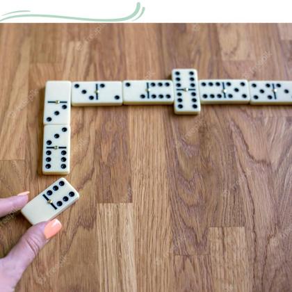 Imagem de Dominó Profissional De Osso - Estojo Com 28 Peças