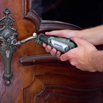 Imagem de Dremel Bosch Micro Retífica 3000-1/82 Velocidade Variável com Eixo Flexivel e 82 Acessórios 127V