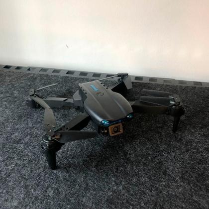 Imagem de Drone com Camera 4K E99 Estabilidade WiFi Modo de retençao de altitude Luzes LED