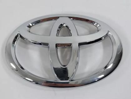 Imagem de Emblema Logo Toyota Cromado Grade Dianteira Hilux 2005 06 07 2008 2009 2010 2011 2012 2013 2014 2015