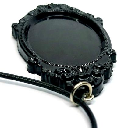 Imagem de Encante-se com a elegância do camafeu da Lebre de Março