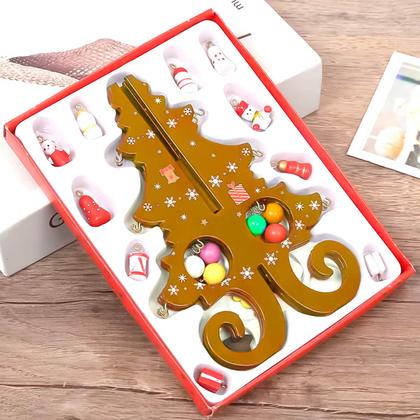 Imagem de Enfeite de Mesa Natalino Mini Árvore de Natal em Madeira Dourada