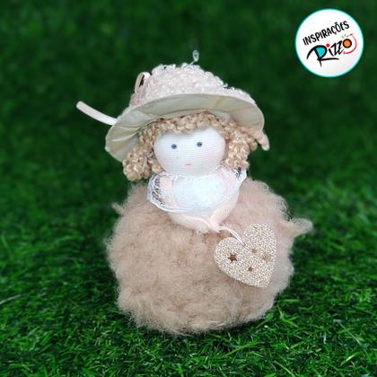 Imagem de Enfeite para Pendurar - Menina com Chapéu Marrom - 1 unidade - Cromus - Rizzo