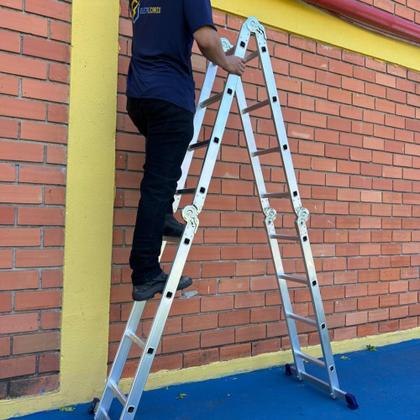Imagem de Escada em Alumínio Articulada Dobrável 16 Degraus 4X4 Até 13 Posições Aguenta 150kg Profissional