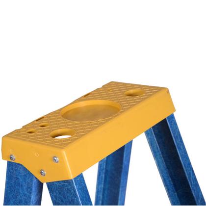 Imagem de Escada tesoura simples em fibra de vidro 3 degraus + patamar 1,20 m- Premium