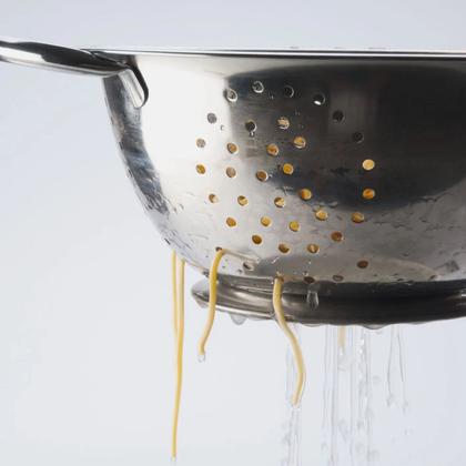 Imagem de Escorredor De Massa Em Inox Macarrão Legumes Multiuso Menor