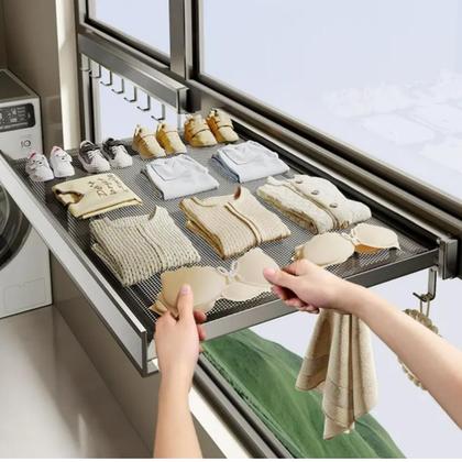 Imagem de Escorredor de roupas dobrável de parede  Varal de roupa portátil com 8 ganchos ajustáveis