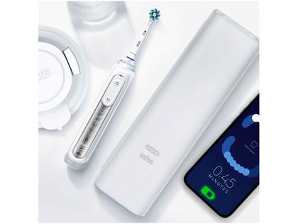 Imagem de Escova de Dente Elétrica Recarregável Oral-B Genius 8000 com Estojo de Viagem com Refil