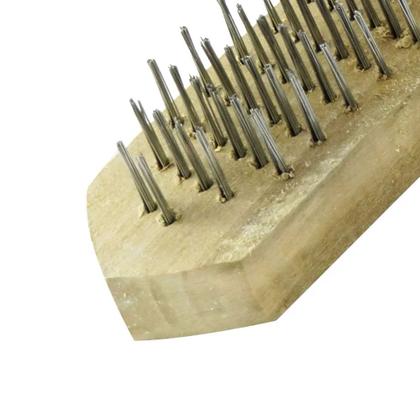 Imagem de Escova Manual em Aço Carbono com 4 fileiras e cabo de madeira SPARTA