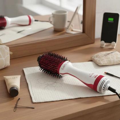 Imagem de Escova Secadora Ga.ma Italy Lichia 1300W 3D Bivolt Branco/Vermelho - GAM-HDCBR0000000503