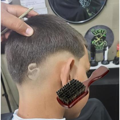 Imagem de Escovinha Degrade pequena quadrada