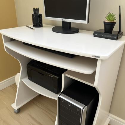 Imagem de Escrivaninha Mesa Escritório com Rodinhas, Espaço para Computador, CPU e Suporte para Teclado 160 Artely Branco