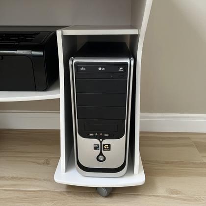 Imagem de Escrivaninha Mesa Escritório com Rodinhas, Espaço para Computador, CPU e Suporte para Teclado 160 Artely Branco