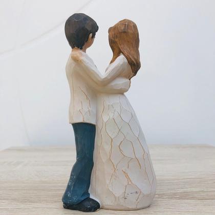 Imagem de Escultura Casal Dançando Festa Resina 15x8cm