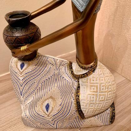 Escultura Decorativa Mulher Africana C Pote Casa Mesa