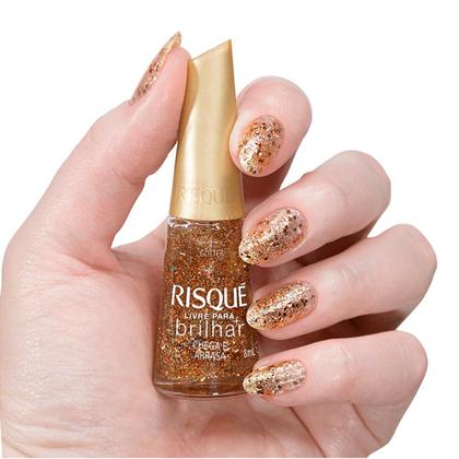 Imagem de Esmalte Risqué Livre para Brilhar Glitter Dourado Cor Chega e Arrasa com 8ml
