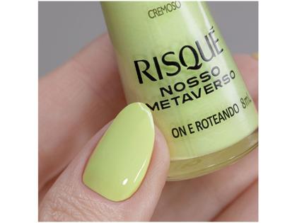 Imagem de Esmalte Risqué Nosso Metaverso On e Roteando Verde Cremoso Hipoalergênico 8ml