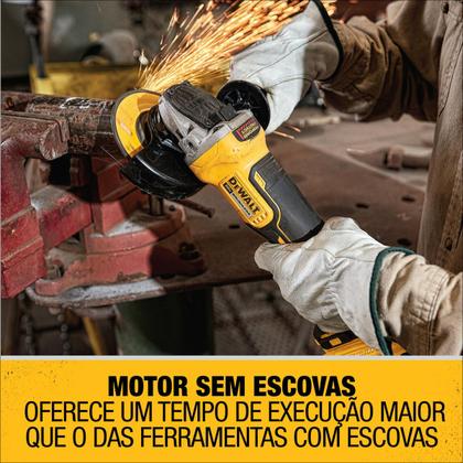 Imagem de Esmerilhadeira Angular 4-1/2” 20V MAX com 2 Baterias 5Ah (DCG413B-B2)