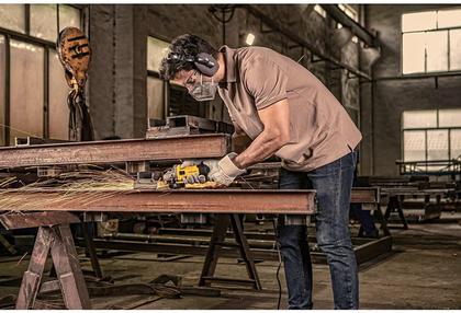 Imagem de Esmerilhadeira Angular 4-1/2 - 750W - 220V Sg7115-B2 Stanley