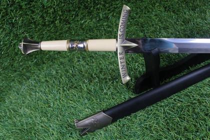 Imagem de Espada Stark Gelo Winter Is Coming Game Of Trones Com Bainha