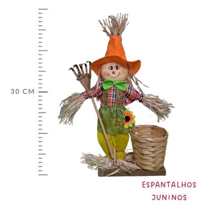 Imagem de Espantalho Junino Decorativo com Cesto e Rastelo - 30cm