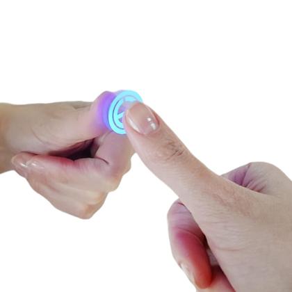 Imagem de Espelho 4mm Led 80x60 cm LED 3 CORES Botão Touch Luz Ajustável Dimerizável retangulo quadrado luz frontal iluminado 60x80