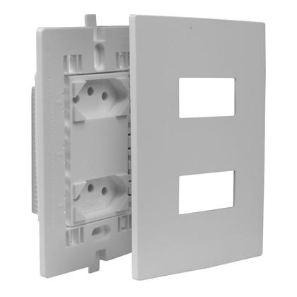 Imagem de Espelho 4x2 Com Tomada Dupla 10A Monobloco Bivolt I9 Ilumi