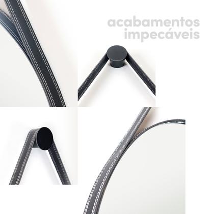 Espelho Redondo De Parede Adnet Banheiro com Alça em material ecológico 3cm Orgânico 40cm + Suporte - Rei dos Vidros Imagem de Espelho Redondo De Parede Adnet Banheiro com Alça em material ecológico 3cm Orgânico 40cm + Suporte