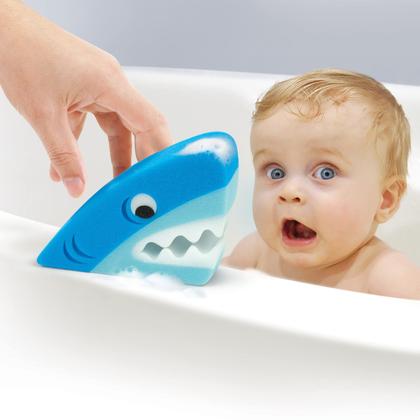 Imagem de Esponja de banho genuína Fred Bath Biters Shark para crianças