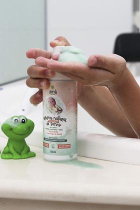 Imagem de Espuma de Banho Infantil Vegana e Colorida Verdi Natural