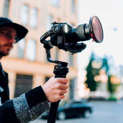 Imagem de Estabilizador Gimbal Zhiyun Weebills 3s Com Luz De Preenchimento Integrada