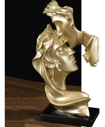 Imagem de Estatua Casal Beijando Decoração Para Casa Enfeite Em Resina