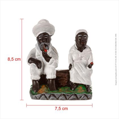 Imagem de Estátua Casal de Pretos Velhos Pequena em Resina