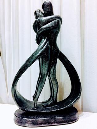 Imagem de Estátua Casal Namorados Apaixonados Estatueta Enfeite Neon Decoração casa