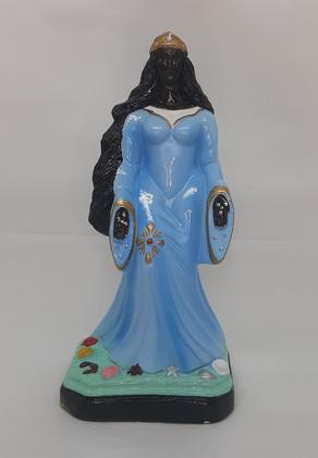 Imagem de Estátua Iemanjá preta vestido azul imagem orixá umbanda