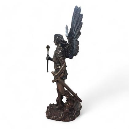 Imagem de Estátueta São Gabriel Arcanjo Mensageiro de Deus 23 cm