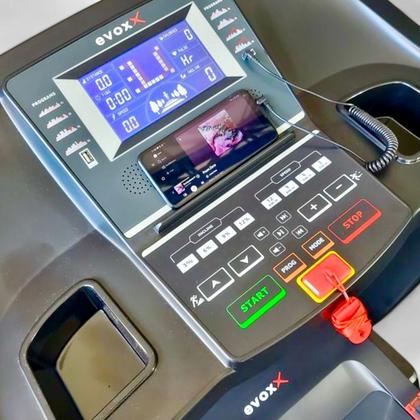 Imagem de Esteira Elétrica Ergométrica EVOX RTX 350H PRO  Corrente Alternada  Inclinação Eletrônica 220v