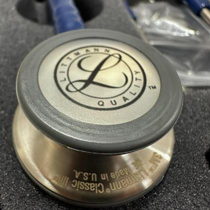Imagem de Estetoscópio 3m Littmann Classic Azul Marinho 5622