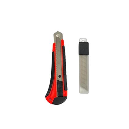 Imagem de Estilete De Aço Inoxidável Emborrachado Com Trava Automático 3 lâminas 18mm Profissional