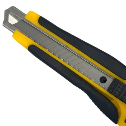 Imagem de Estilete Profissional Emborrachado Com Trava 18mm Lâmina de Aço Carbono Estilete Largo Resistente