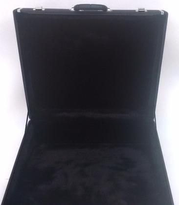 Imagem de Estojo Case Para Acordeon 80 Baixos Bugari Armando Kromus cor Preto