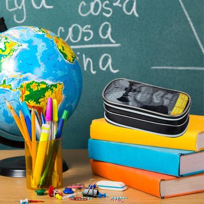 Imagem de Estojo Escolar C/ 2 Compartimentos Menino Infantil Colorido Personagem Organizador Lápis de Cor Caneta Giz Multiuso