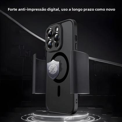 Imagem de Estojo Fosco com Carregamento Sem Fio e Protetor de Lente para iPhone 15/14/13/12 Pro Max