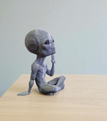 Imagem de Et Alien Extraterrestre Sentado - Enfeite - Decoração Cinza