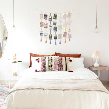 Imagem de Expositor fotográfico suspenso em macramê, decoração de parede, mono com luzes de corda