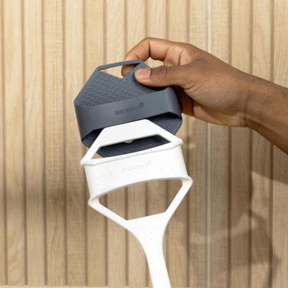 Imagem de Extensor de alça para esfoliante corporal de silicone Sud Scrub branco