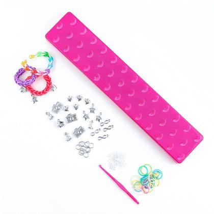 Imagem de Fábrica de Pulseiras com Pingente Estrela