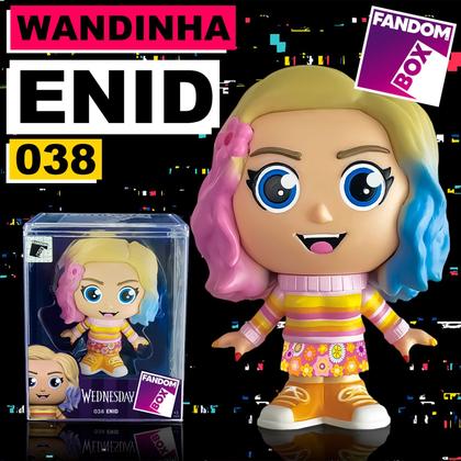 Imagem de Fandom Box Enid Wandinha Boneco Em Vinil Coleção Série Netflix Wednesday Líder Brinquedos